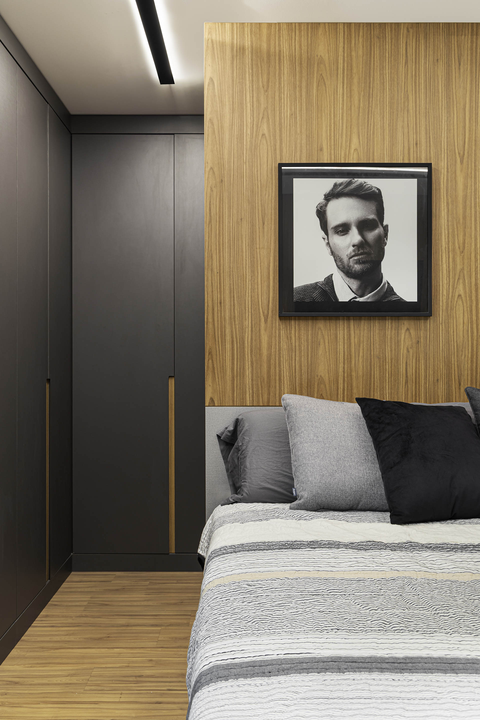 Ex-BBB Lucas Bissoli mostra seu apartamento - Foto: Camila Santos