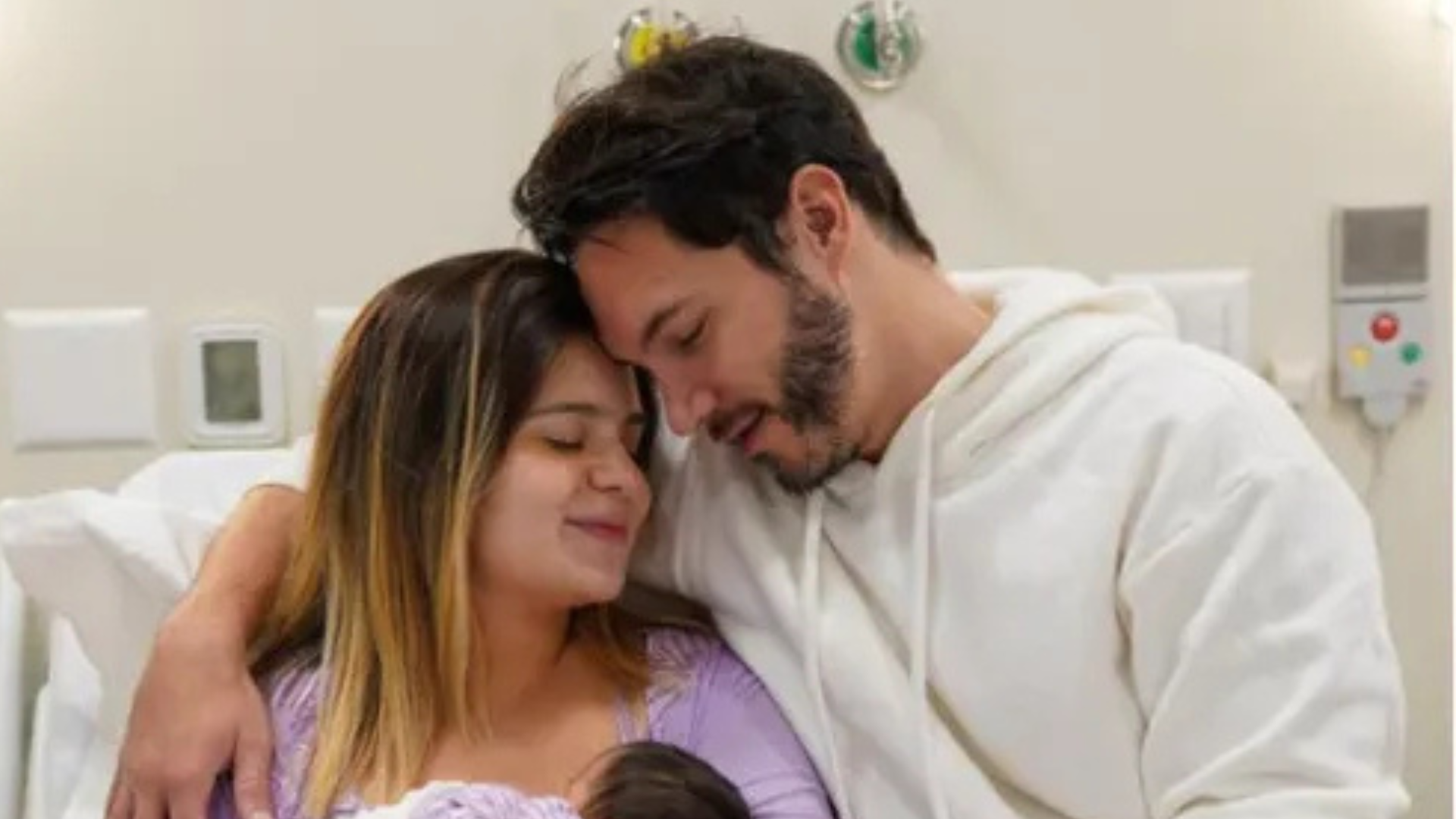 Especialista aponta riscos de introdução alimentar do filho de Eliezer e Viih Tube: ‘Cuidado ainda maior’