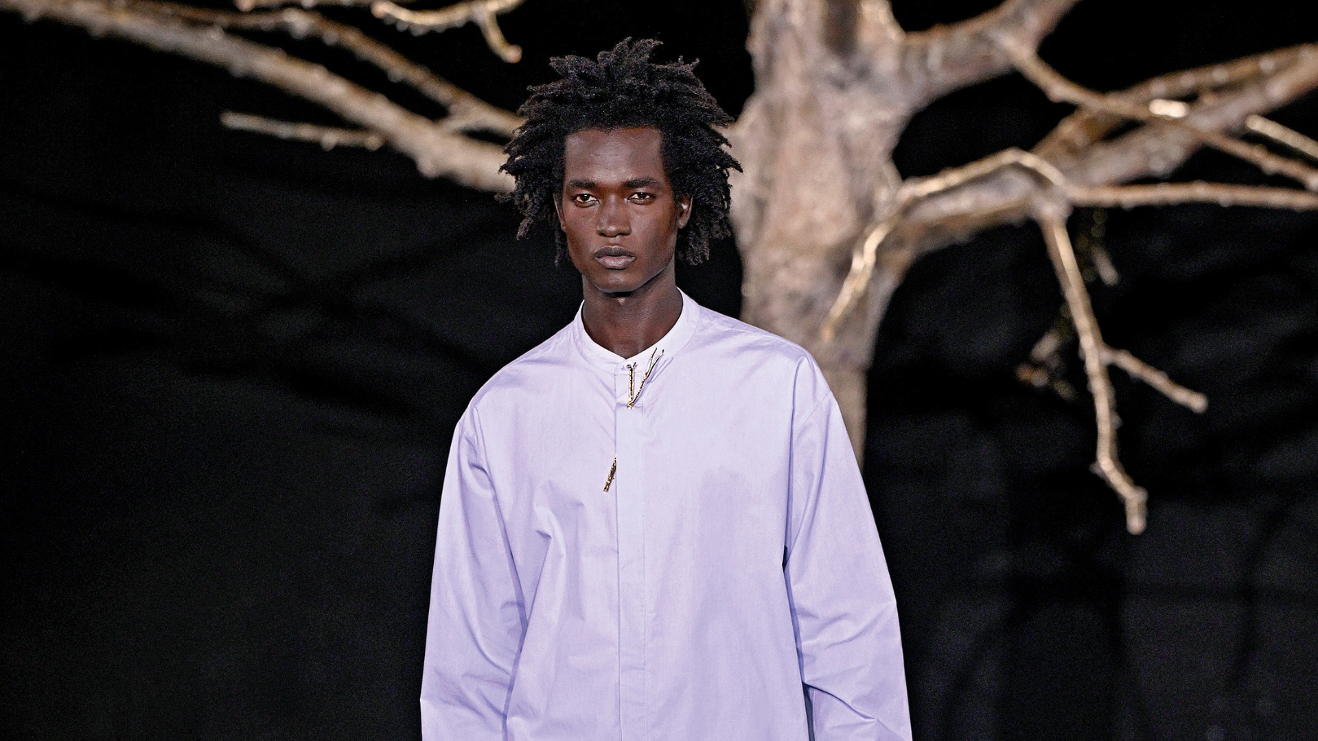 Talento brasileiro brilha em Paris com estreia histórica na semana de moda masculina
