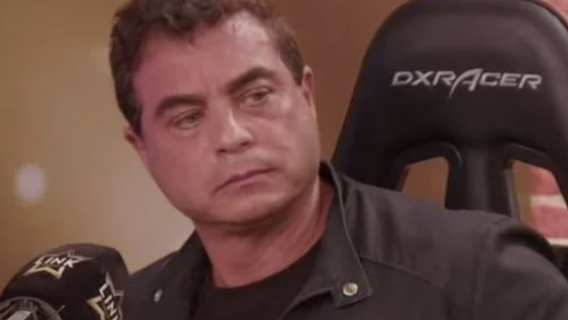 Dhomini abandona entrevista ao vivo após derrota no Power Couple Brasil