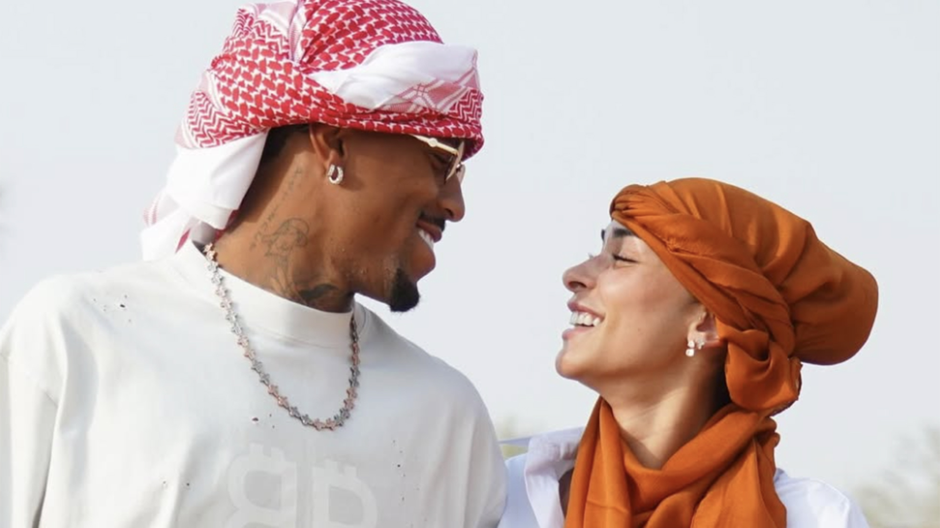 Éder Militão exibe fotos da lua de mel em Dubai