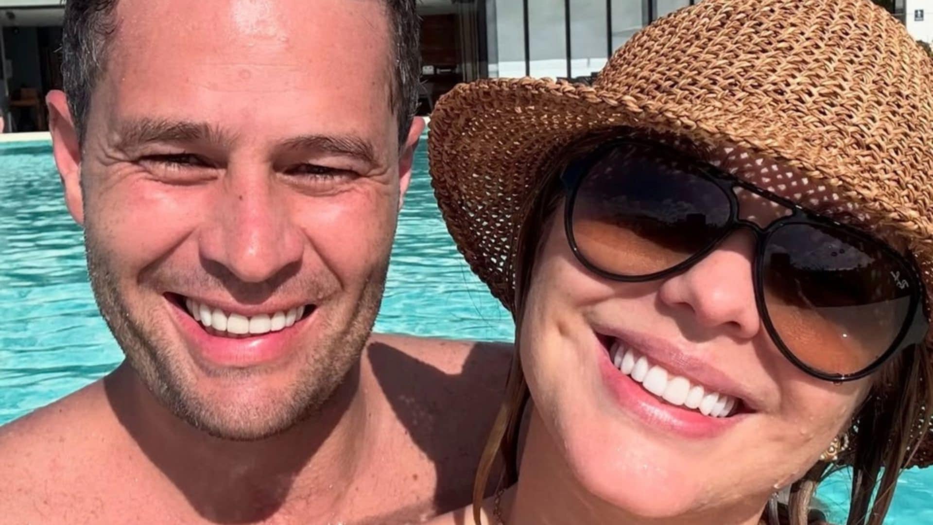 Esposa de Pedro Leonardo impressiona ao surgir com filha caçula: ‘Xerox’