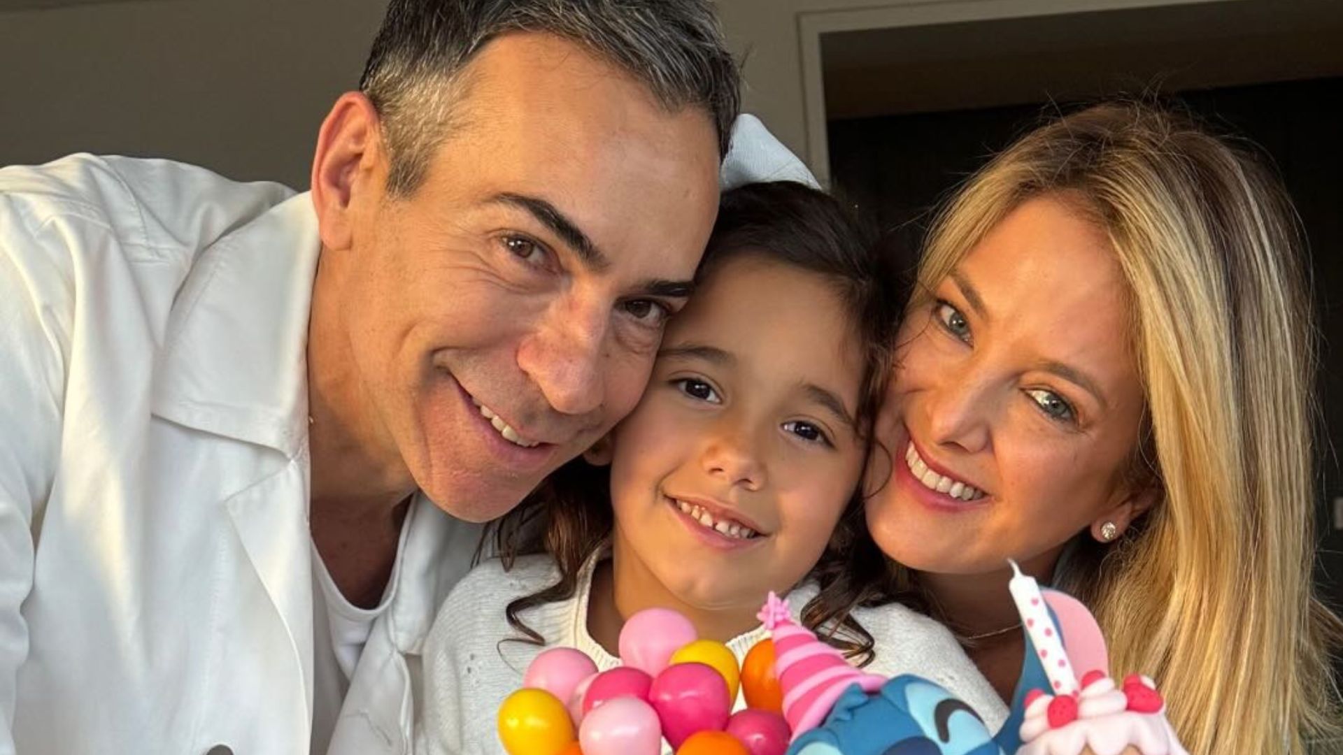 Filha de Ticiane Pinheiro e César Tralli celebra 6 anos com festinha temática