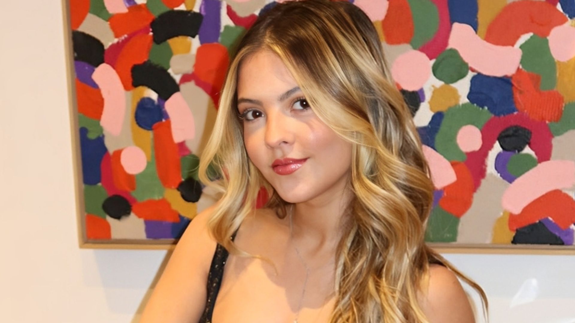 Júlia Gomes revela sacrifícios da infância na TV: ‘Amadureci mais rápido’