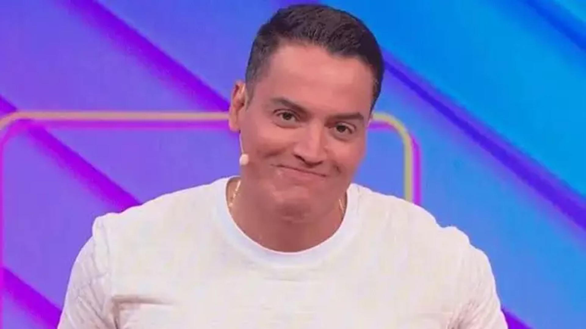 Cadê o Leo Dias? Apresentador fala de sua ausência no Fofocalizando, do SBT