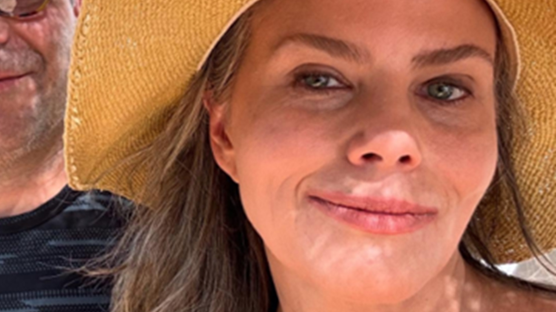 Maria Cândida comenta sobre namoro com empresário: ‘Ficou 40 anos me esperando’