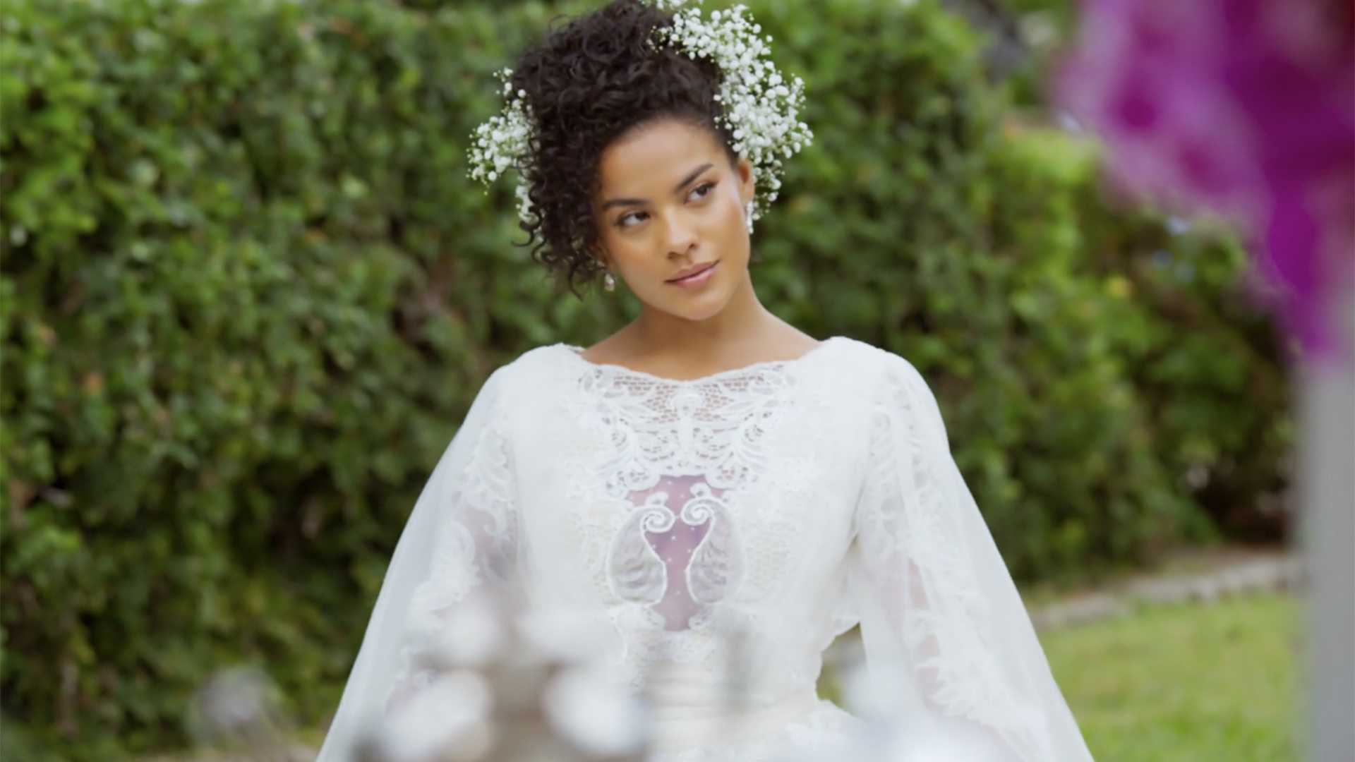 Vale Tudo: Saiba qual famosa se casou com vestido de noiva usado por Fátima