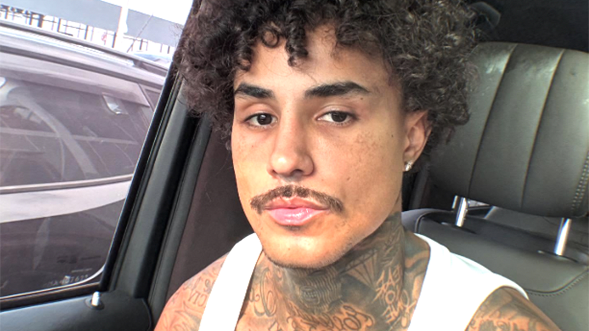 MC Livinho