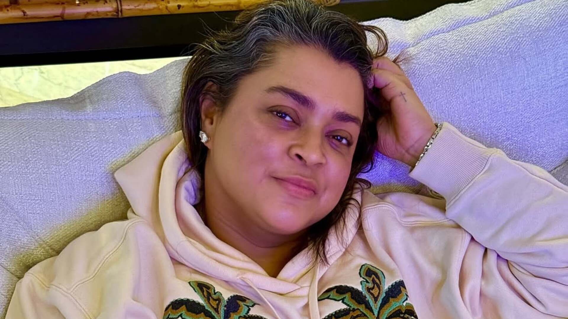 Preta Gil teria falecido enquanto se preparava para voltar ao Brasil, diz colunista