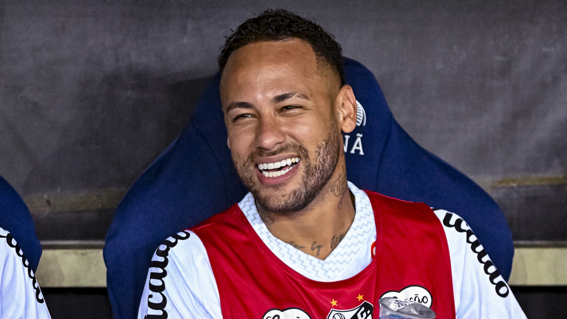 Neymar Jr surge em foto rara com Amanda Kimberlly e a filha Helena