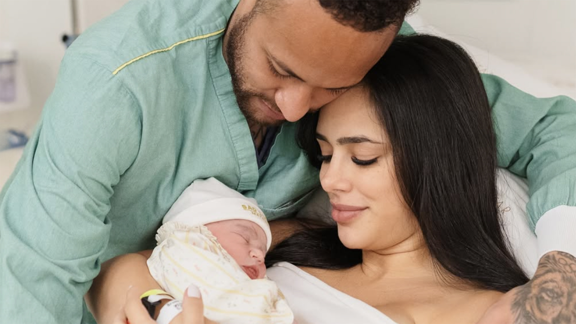 Veja o presente que a filha caçula de Neymar Jr ganhou do time Santos