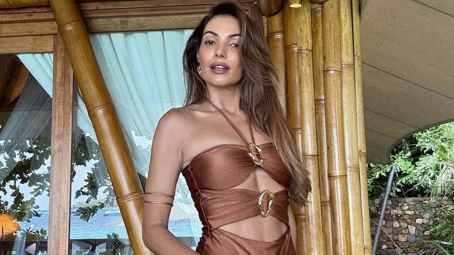 Patrícia Poeta surge arrasadora com maiô diferente e explica origem da peça