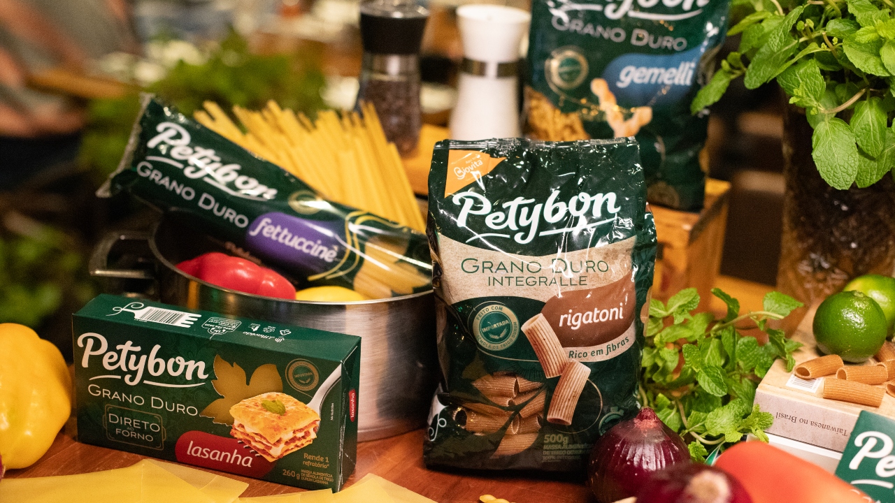 Petybon aquece corações com experiências gastronômicas surpreendentes, criadas para o CARAS Inverno 2025