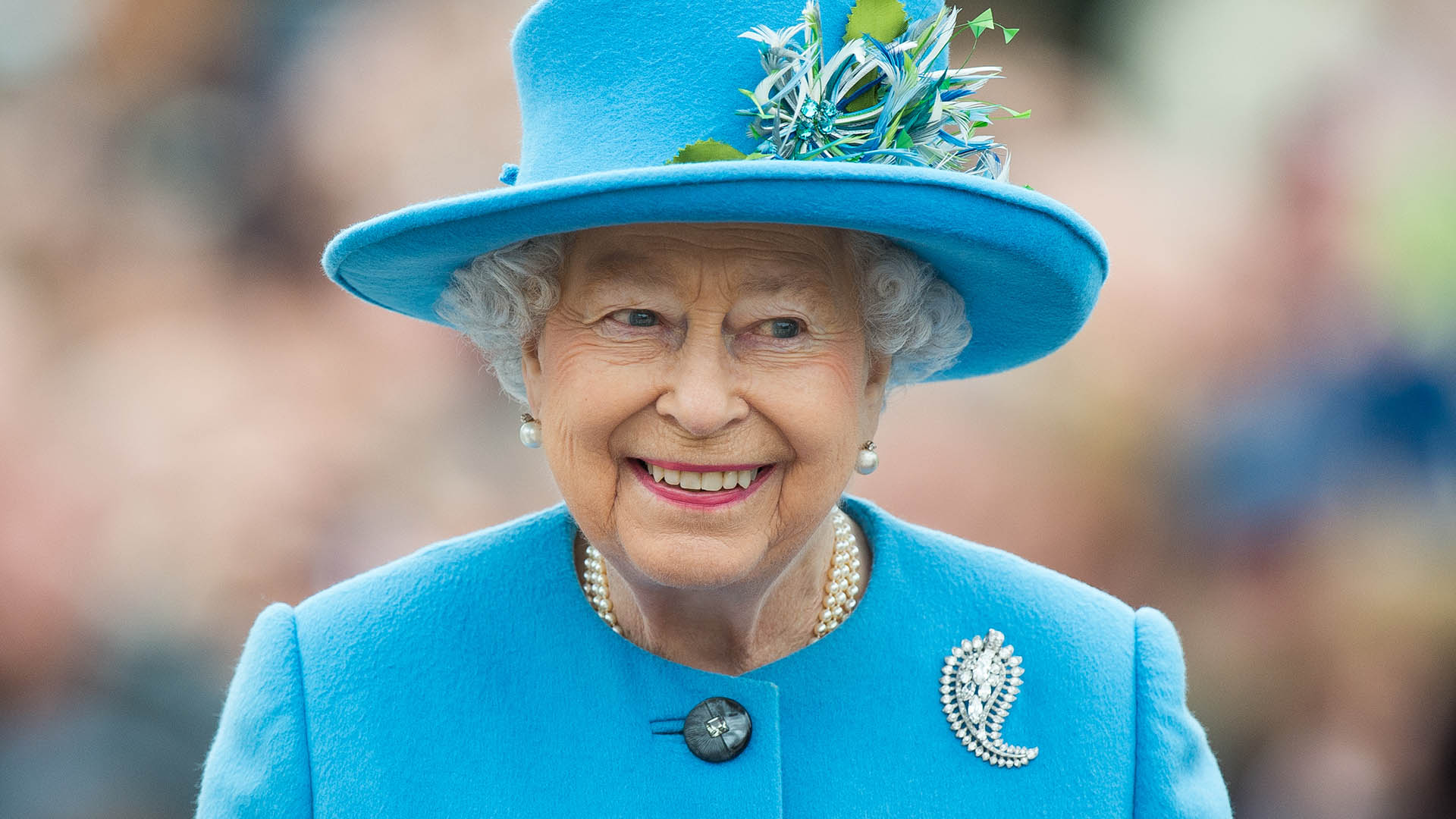 O presente de casamento que foi um desastre na vida da Rainha Elizabeth II