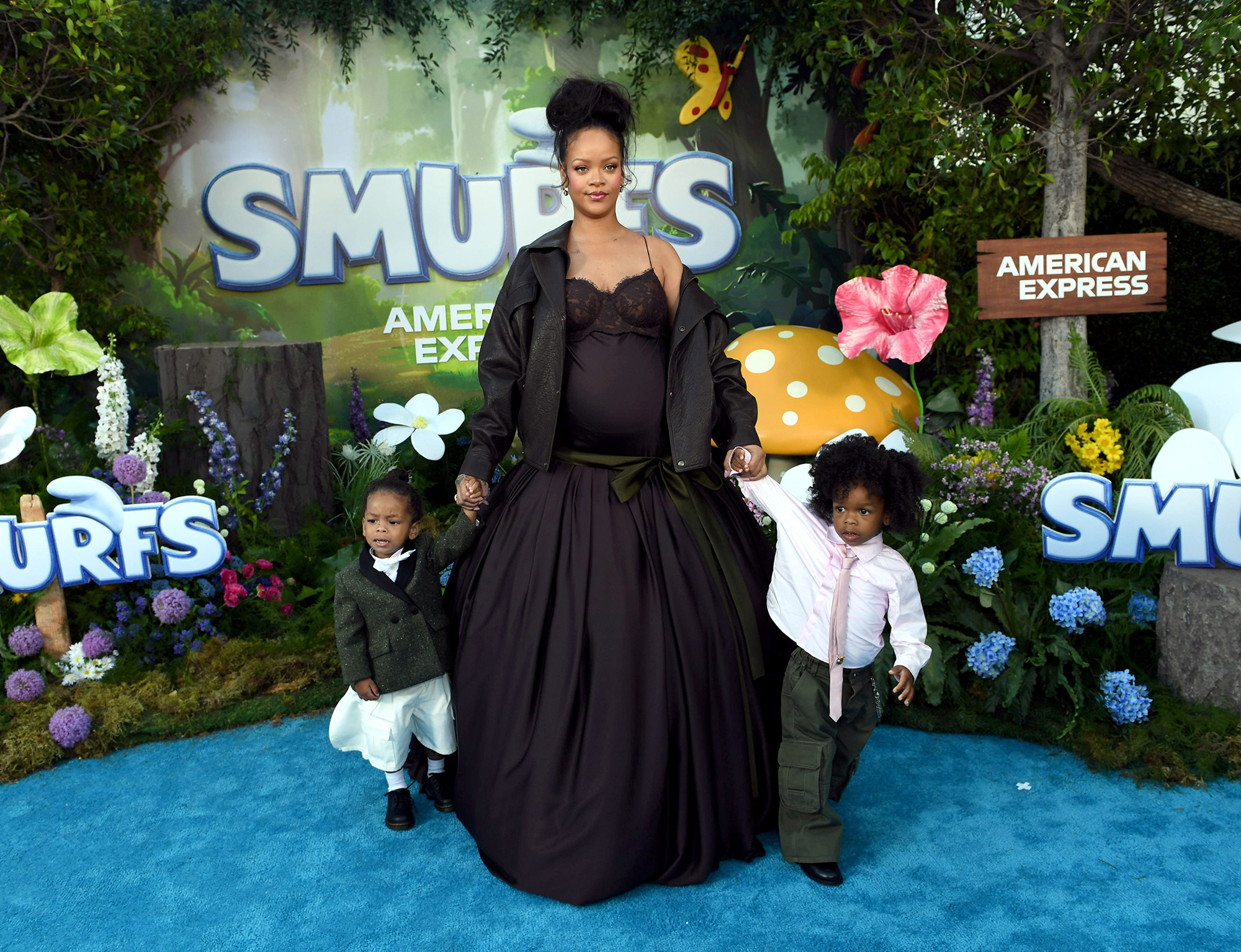 Rihanna com os filhos - Foto: Getty Images