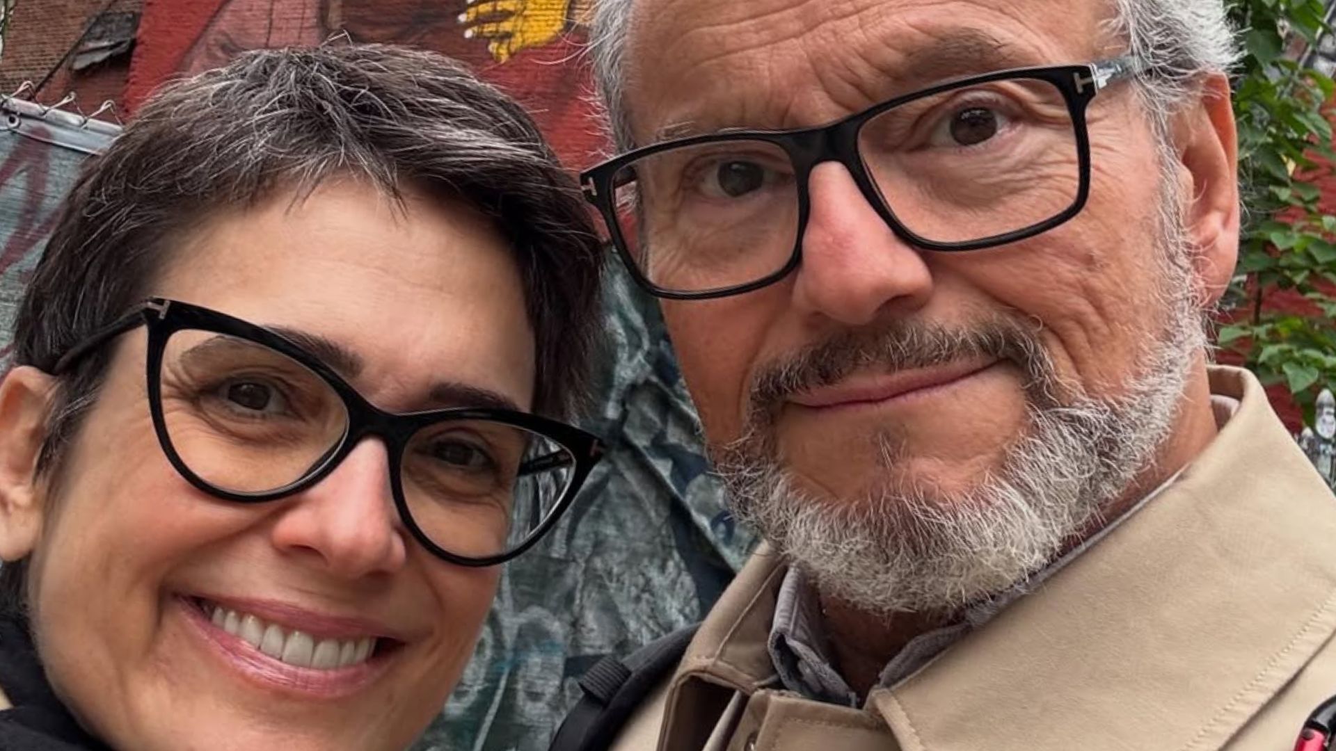 Sandra Annenberg expõe intimidade no casamento e sexóloga oferece soluções reais