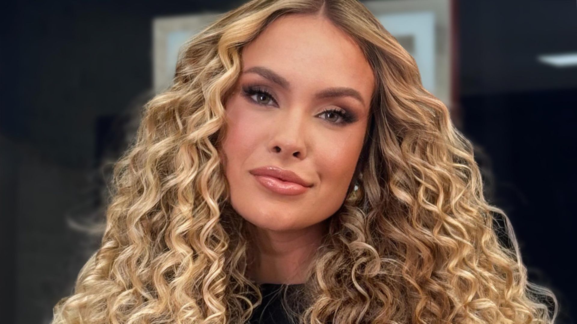 Sarah Andrade quebra padrão de beleza e entrega vulnerabilidade: ‘Sempre existiu aqui dentro’