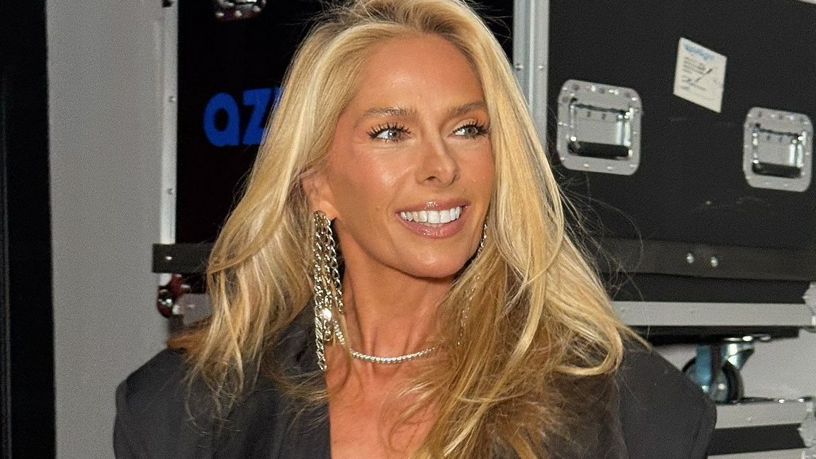 Adriane Galisteu relata experiência com reposição hormonal e médica explica: ‘Fundamental personalizar’