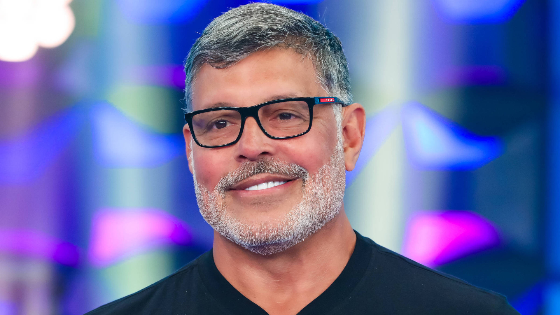 Alexandre Frota se emociona ao falar sobre paternidade: ‘Sou apaixonado por eles’