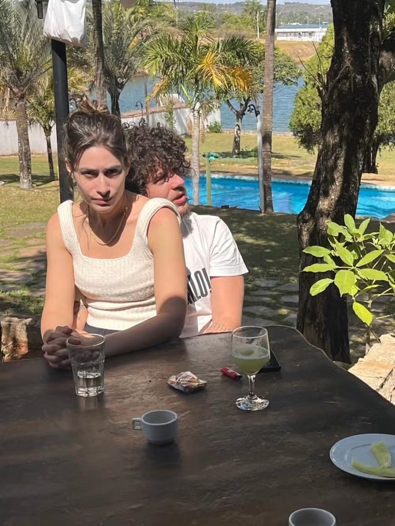 Luisa Arraes e Chico Chico &mdash; Foto: Reprodu&ccedil;&atilde;o/Instagram