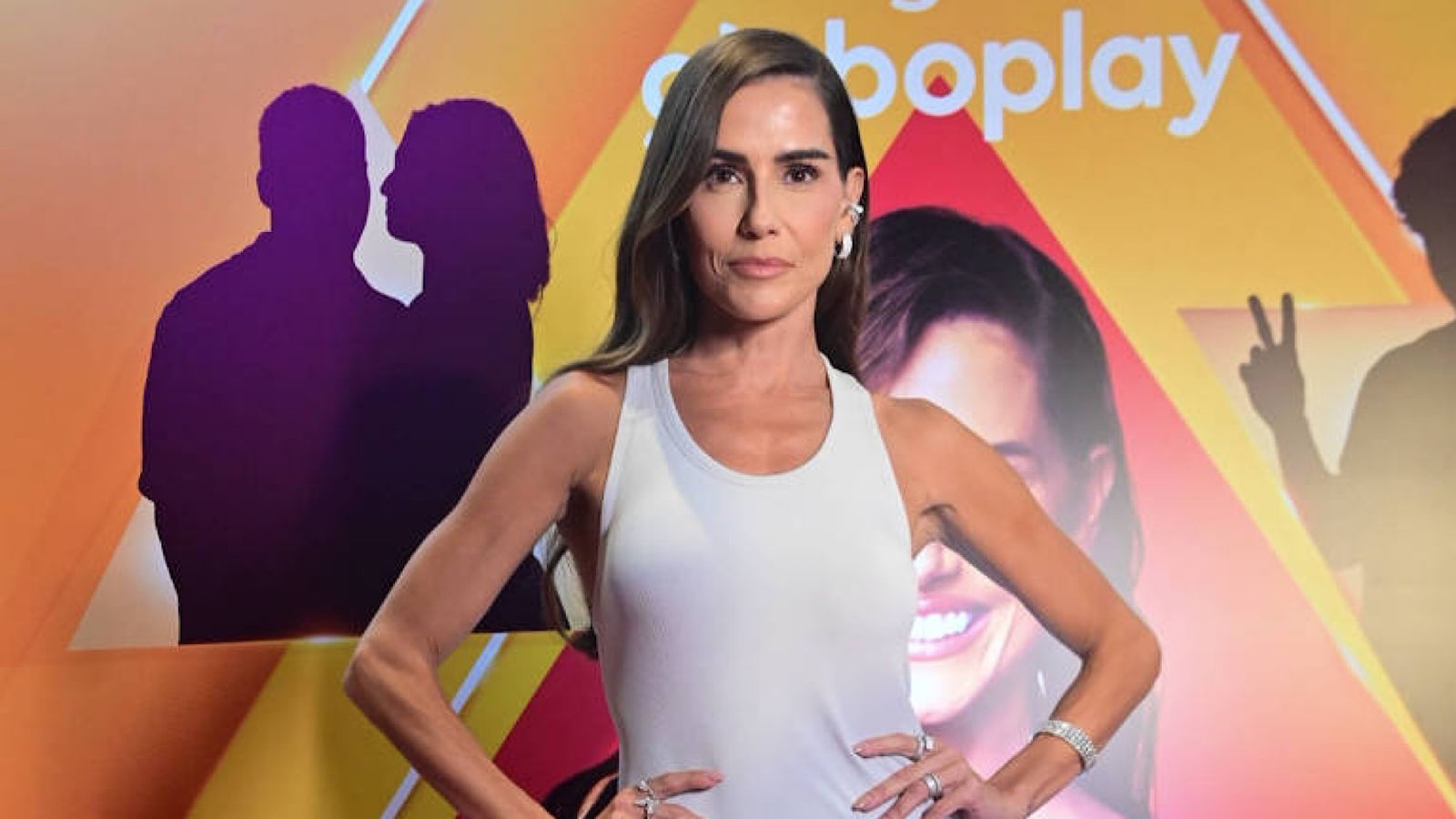 Astróloga revela missão de Deborah Secco: ‘Ela lida muito bem com isso’