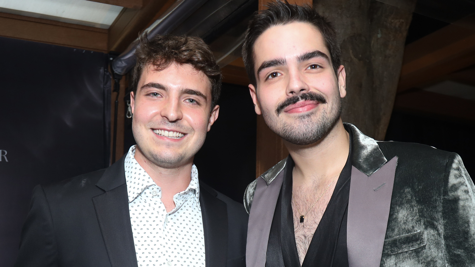 Os looks dos famosos na festa do apresentador João Silva