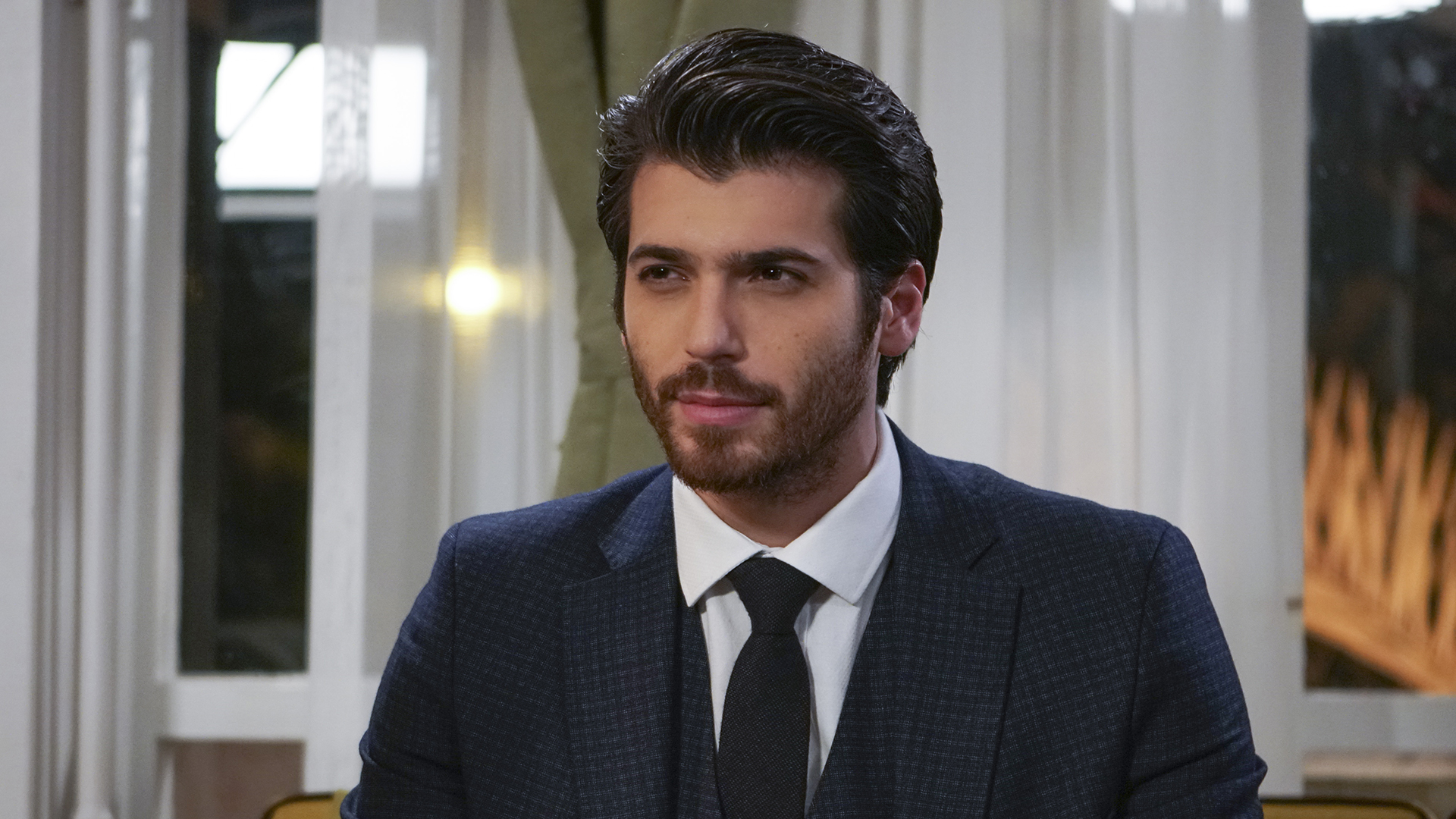 Novela com o ator Can Yaman chega ao Globoplay. Saiba a história