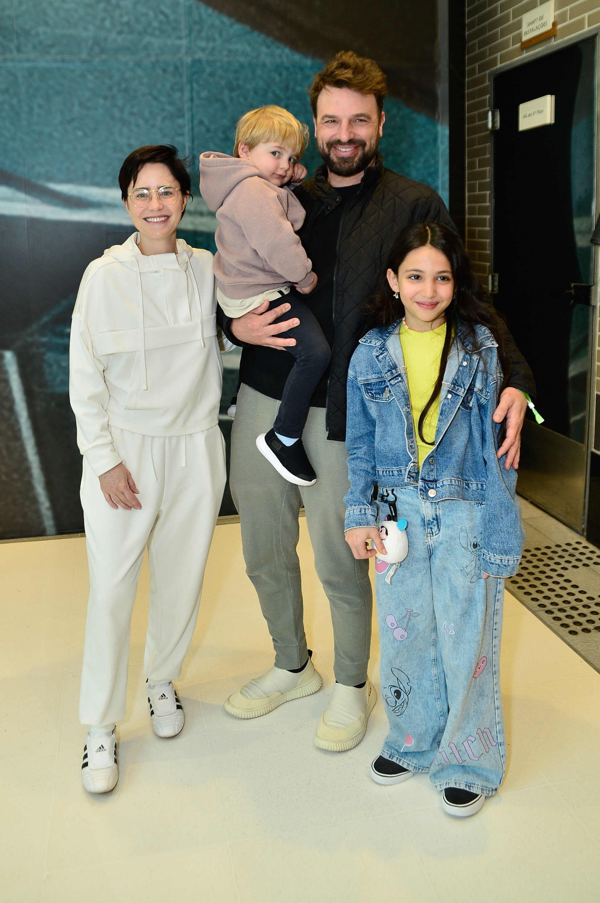 Fernanda Vasconcellos e fam&iacute;lia - Foto: Eduardo Martins / Brazil News