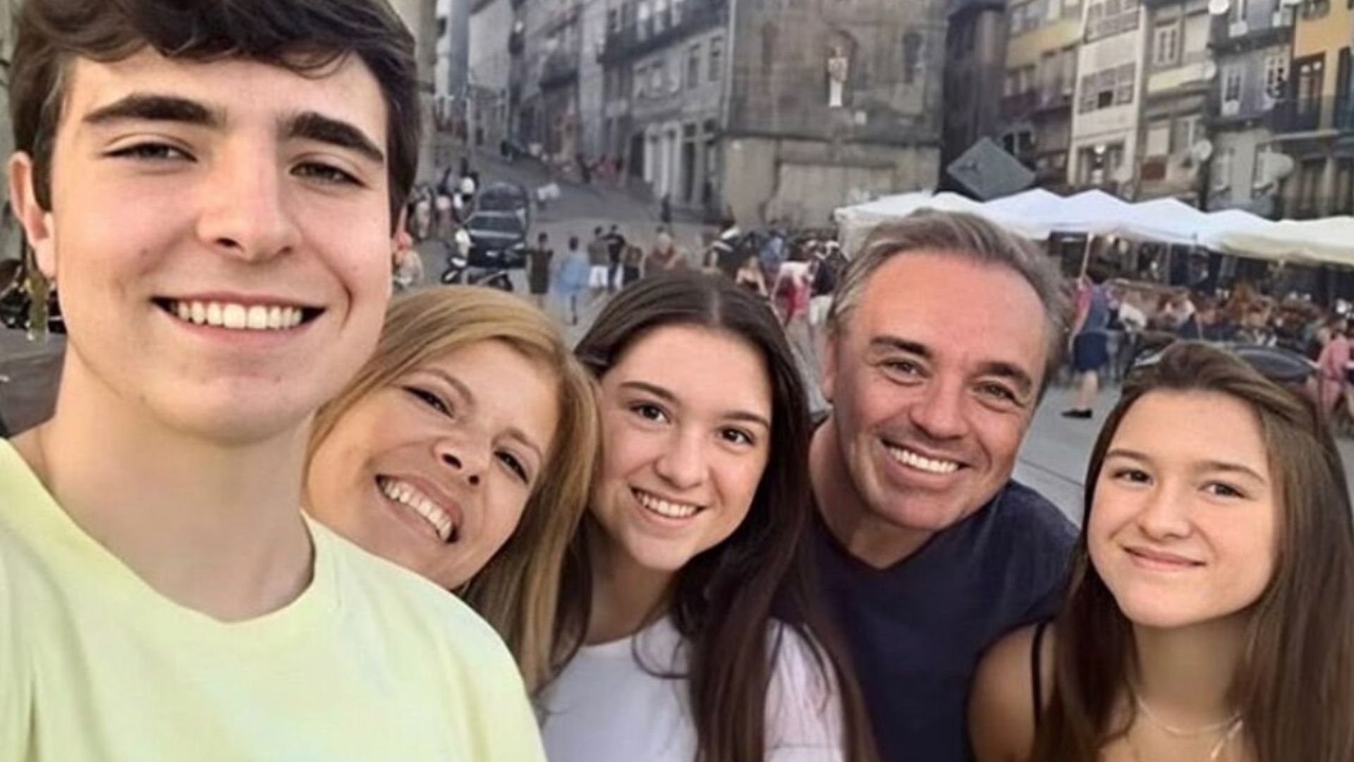 Filho de Gugu Liberato conta como está a relação familiar após disputa judicial