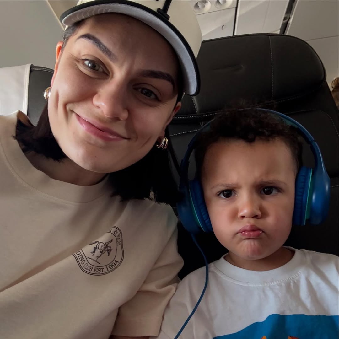Jessie J &eacute; m&atilde;e de Sky - Foto: Reprodu&ccedil;&atilde;o / Instagram