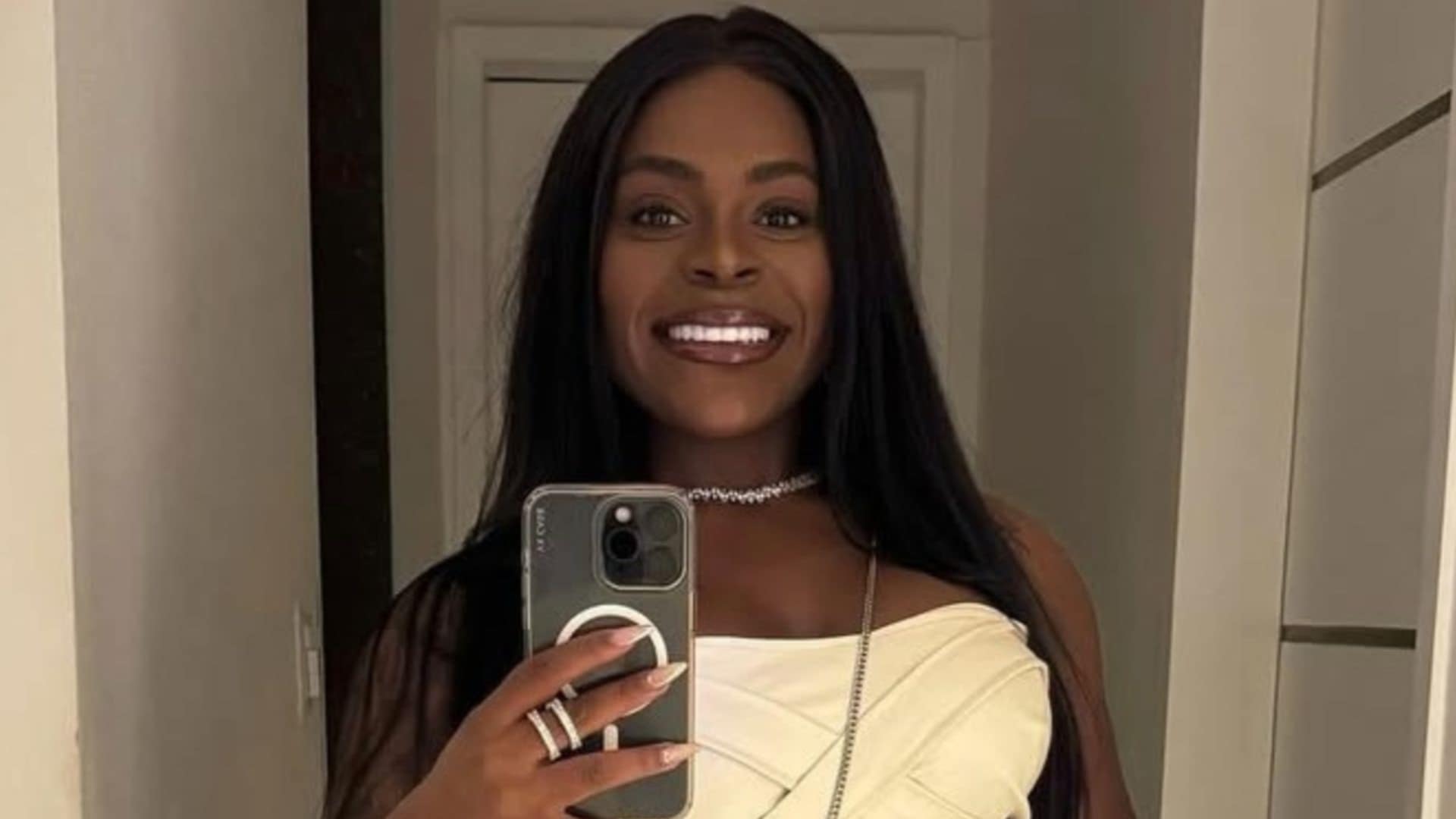 Jojo Todynho exibe barriga negativa ao posar de cropped: ‘Maravilhosa’