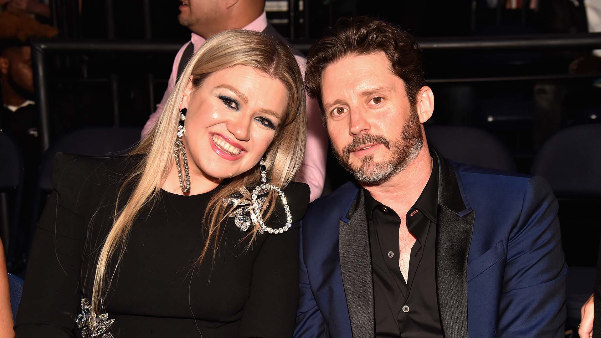 Causa da morte do ex-marido de Kelly Clarkson, de 48 anos, é revelada