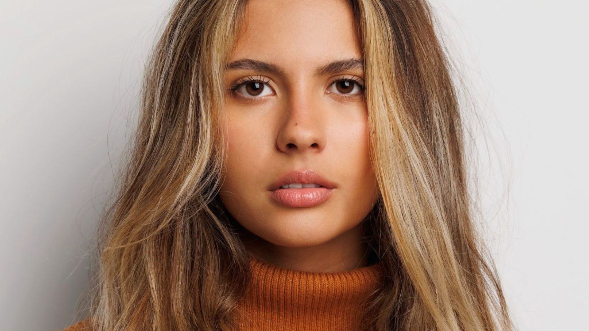Conheça Mariana Lewis, brasileira confirmada no elenco de ‘Jogos Vorazes’