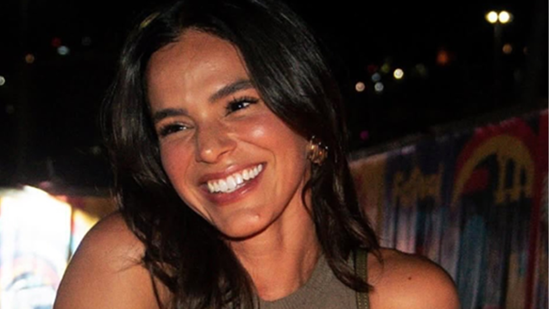 Bruna Marquezine procura item gringo no Brasil às vésperas do festão de aniversário: ‘Alguém tem?’