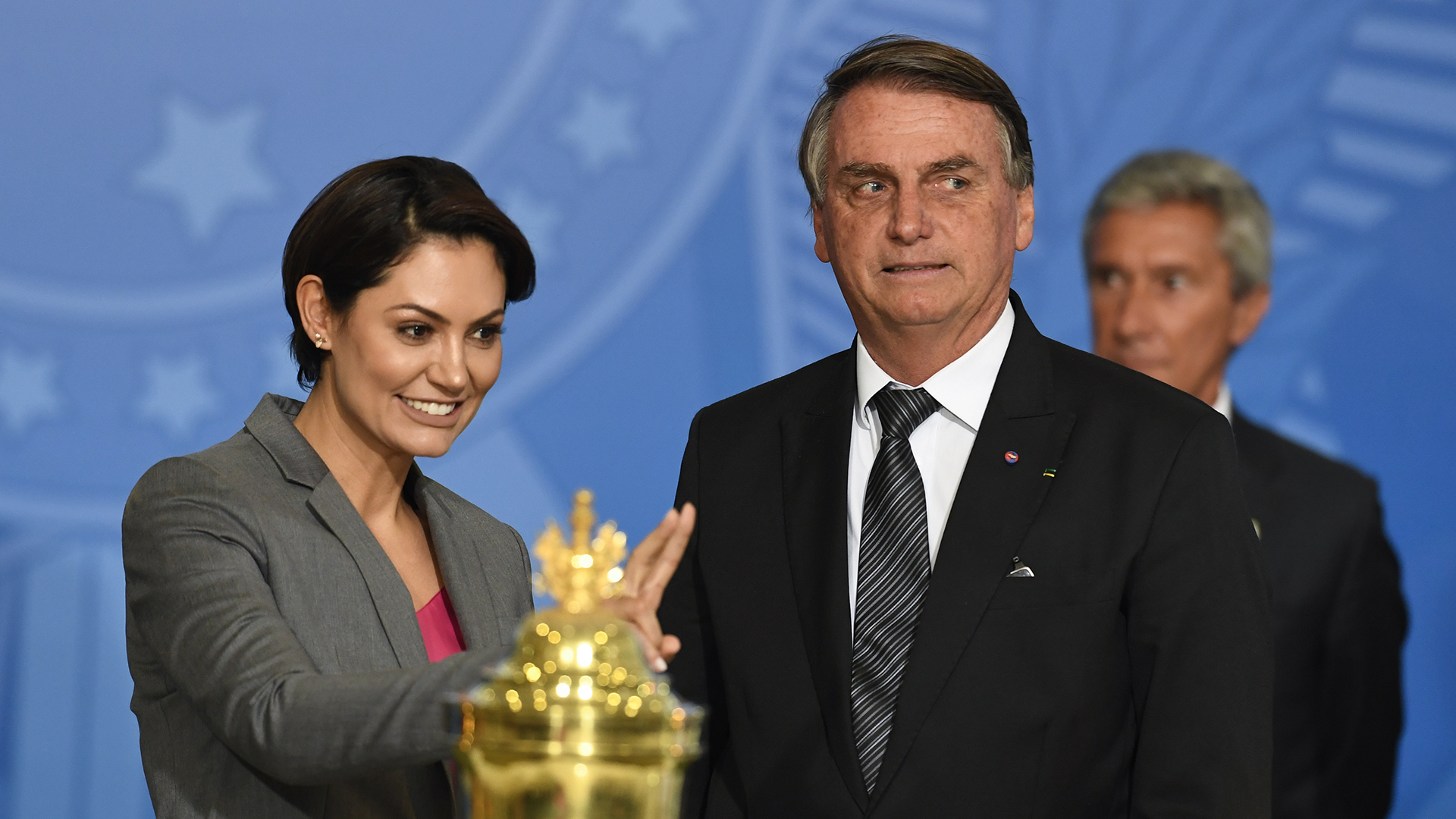Michelle Bolsonaro faz post enigmático após prisão domiciliar de Jair Bolsonaro