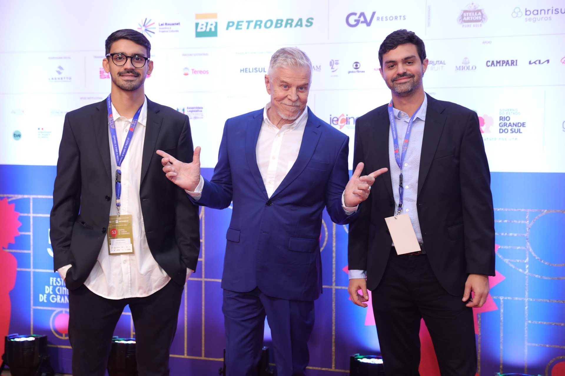 Miguel Falabella com os dois filhos, Theo e Cassiano - Foto: Lucas Ramos / Brazil News