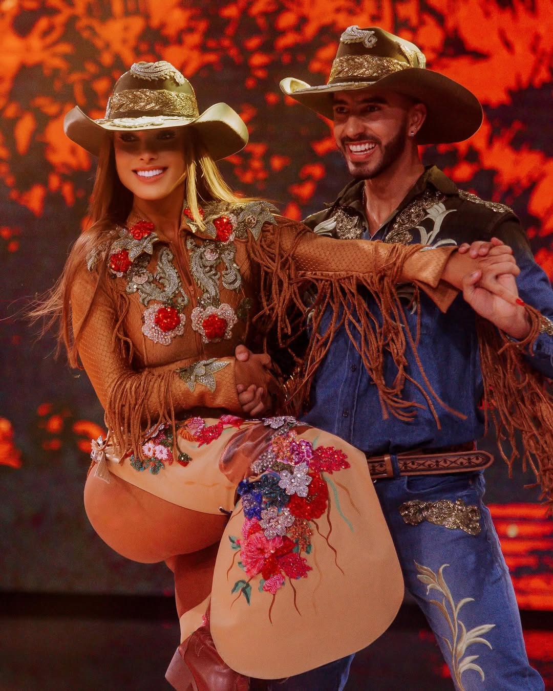 Nicole Bahls no Dan&ccedil;a dos Famosos - Foto: Reprodu&ccedil;&atilde;o / Instagram; @wcnoclick