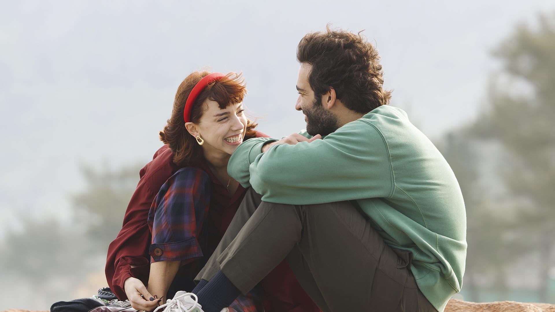 Solange (Alice Wegmann) e Afonso (Humberto Carr&atilde;o) na novela Vale Tudo - Foto: Globo / Manoella Mello