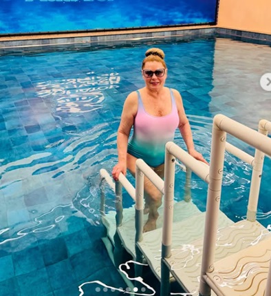 Vera Fischer mostra aula de hidrogin&aacute;stica &mdash; Foto: Instagram