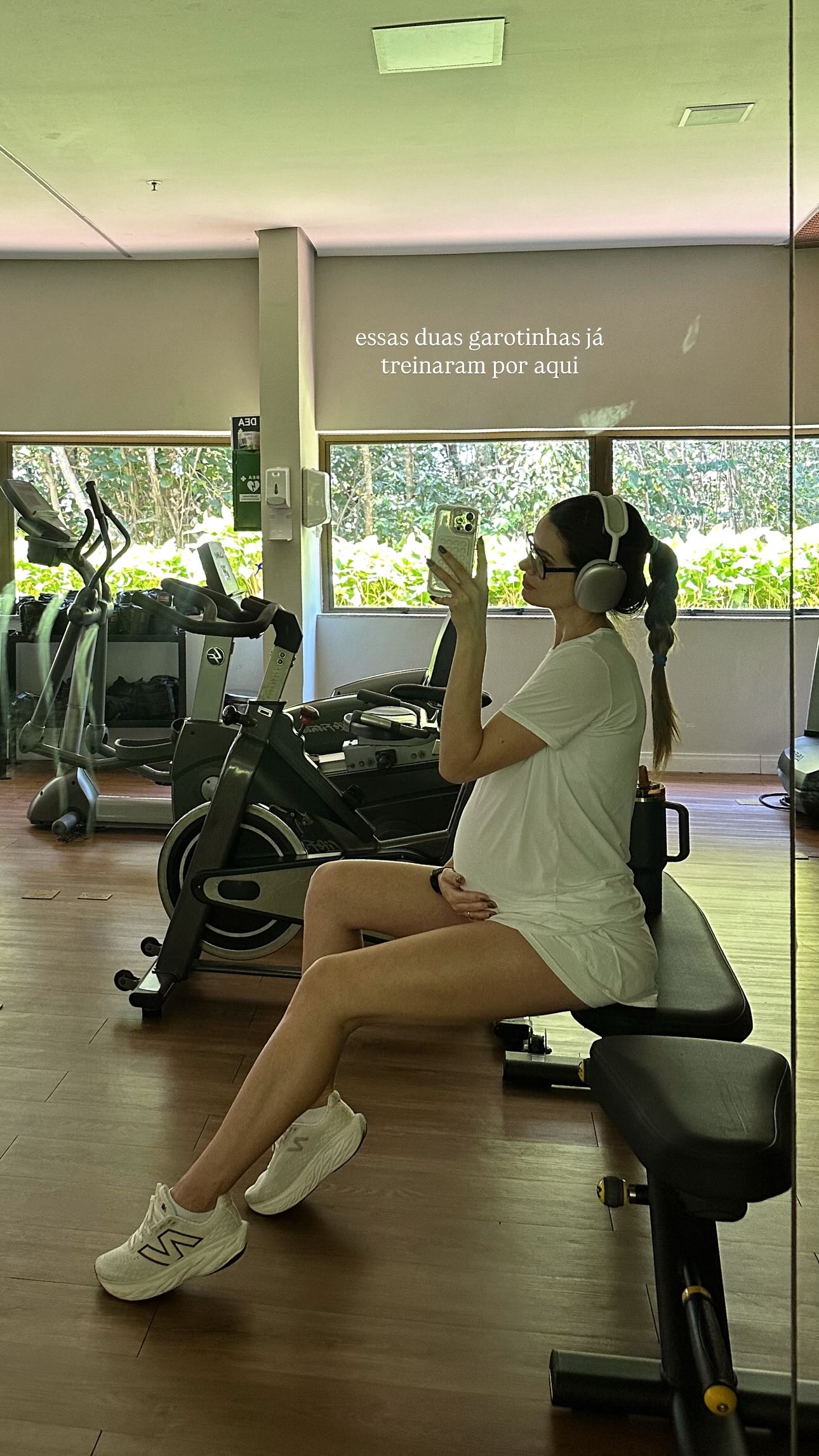 Camila Queiroz exibe barrigão de grávida – Foto: Reprodução / Instagram @camilaqueiroz