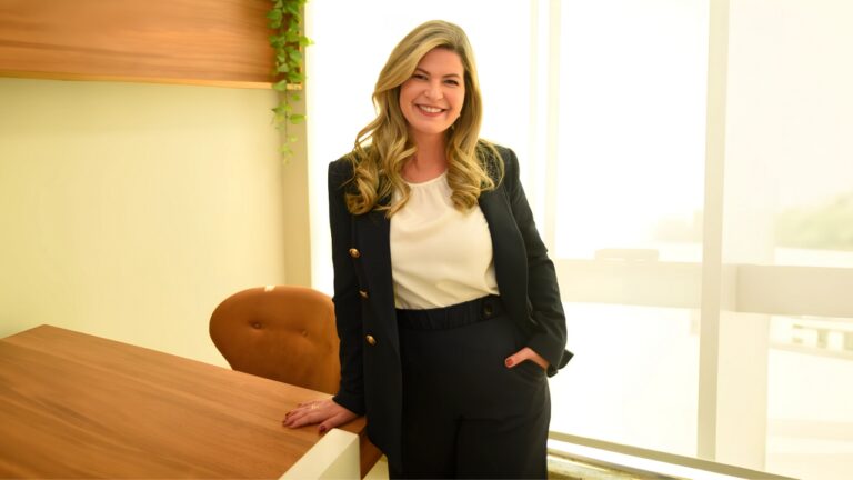 Giselle Rodrigues mostra como a dor crônica pode ser compreendida: ‘sentir dor todos os dias não é normal’