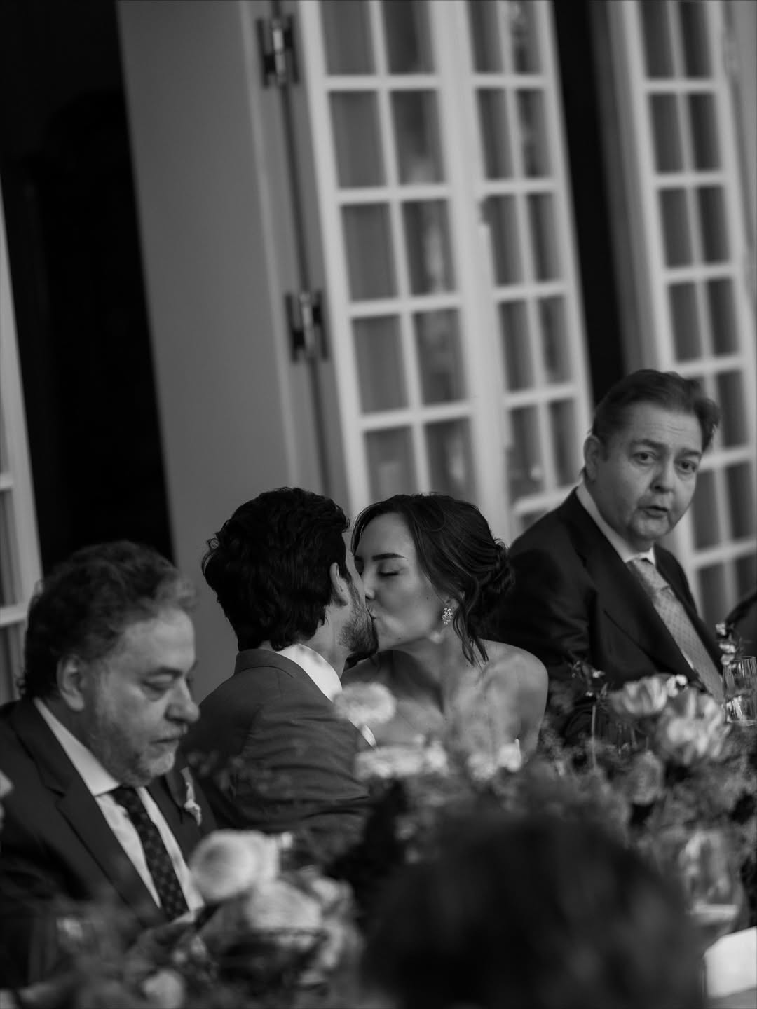 Julinho Casares mostra fotos de seu casamento com Lara Silva @julinhocasares
