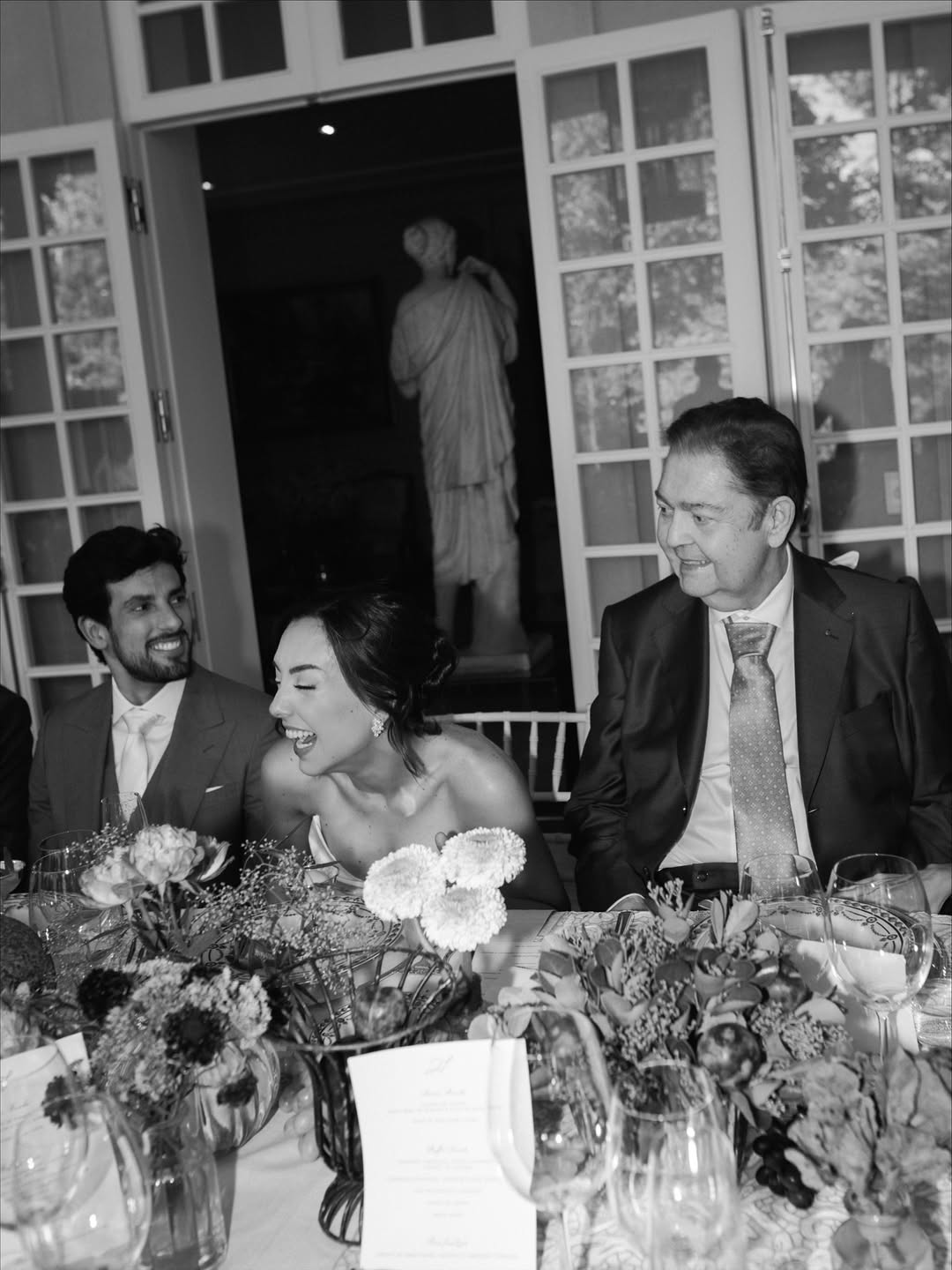 Julinho Casares mostra fotos de seu casamento com Lara Silva @julinhocasares