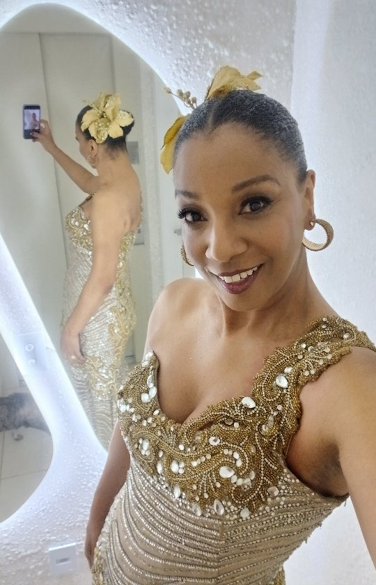 Adriana Lessa - Foto: Reprodução / Instagram @adrianalessaoficial 
