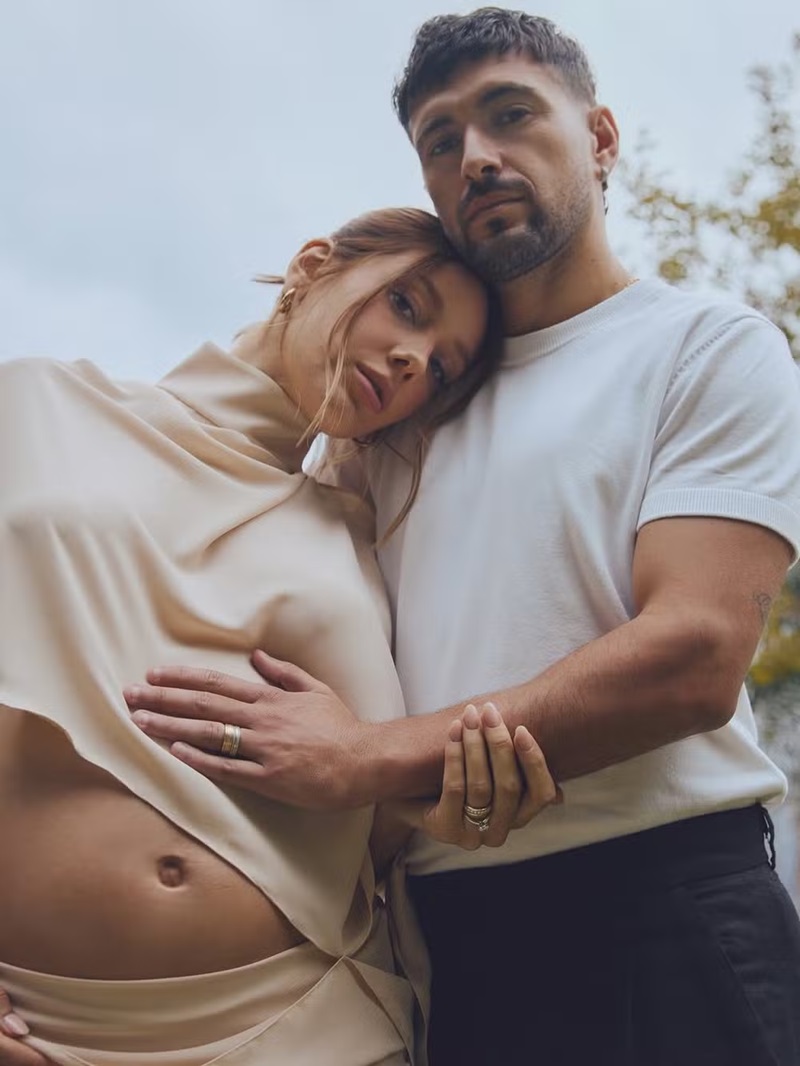 Arrascaeta e Camila Bastiani anunciam que filho ser&aacute; menino &mdash; Foto: Reprodu&ccedil;&atilde;o/Instagram 