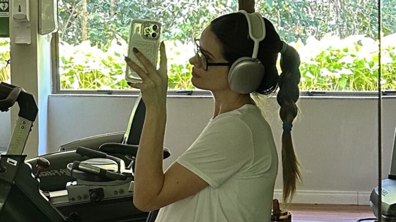 Camila Queiroz exibe barrigão de grávida – Foto: Reprodução / Instagram @camilaqueiroz