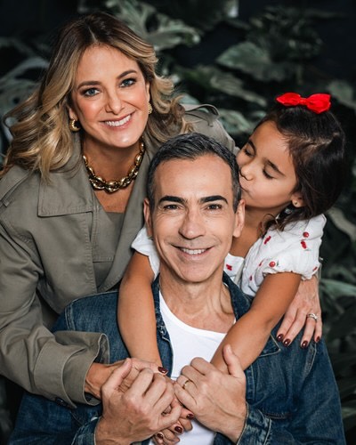 Ticiane Pinheiro e César Tralli com a filha - Reprodução/Instagram @ticipinheiro
