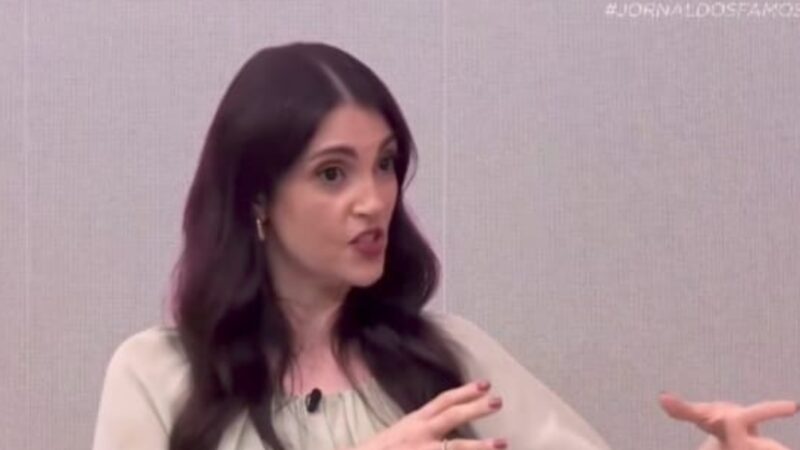 Chris Flores explica afastamento da TV por causa de doença do pai: ‘Ele precisava de mim’