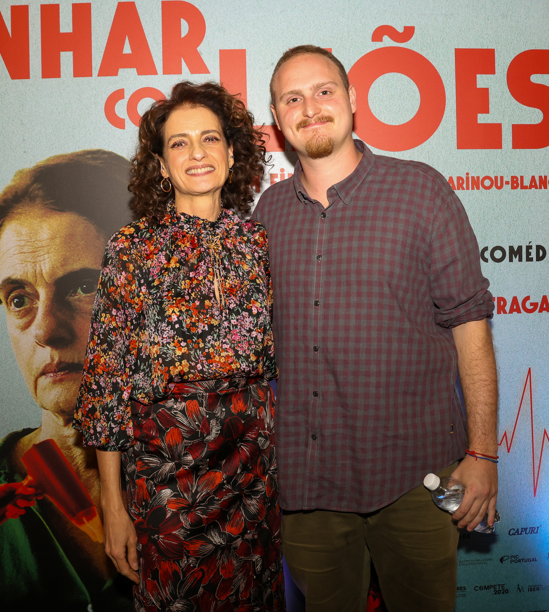Denise Fraga &eacute; fotografada com o filho Pedro Fraga Villa&ccedil;a - Foto: Tomz&eacute; Fonseca / AgNews