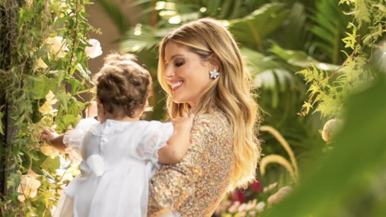 Lala Rudge exibe detalhes da festa luxuosa da filha com tema do filme O Jardim Secreto